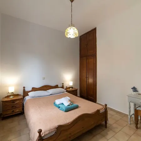 Luxury Naiades Agios Nikolaos (Crete)